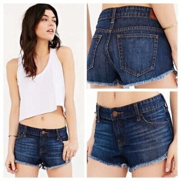 BDG Urban Outfitters Womens Dark Y2K Low Rise Dolphin Cut Off Jean Shorts 27 - Picture 1 of 9